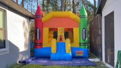 CRAYOLA CASTLE