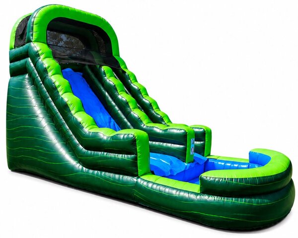 The Gecko  18ft Waterslide w/ Huge Pool