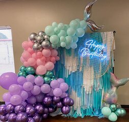 Balloon Displays - 60 helium balloons