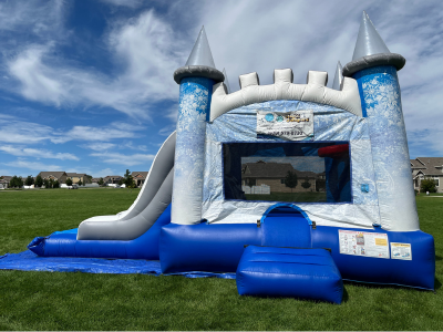 The Frozen Ice Castle - Magic Party Rentals