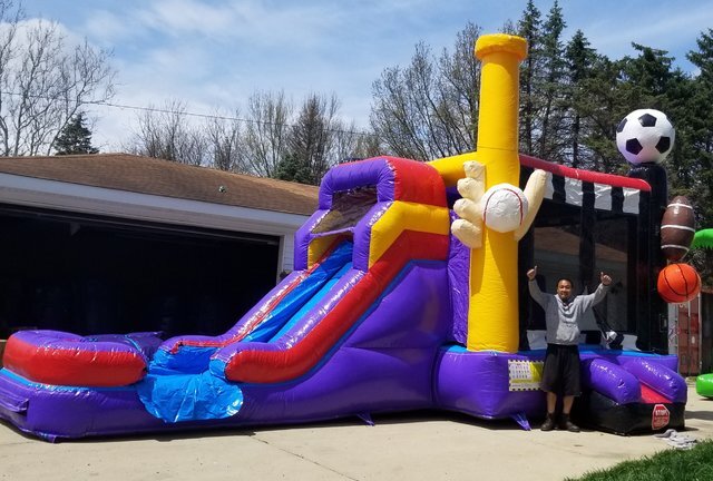 Sports Bounce House rentals Combo  $ Wet n Dry bounce house rental Aurora Illinois