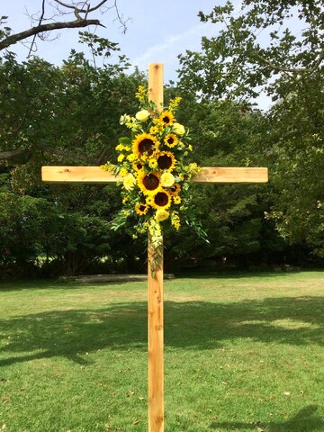 12' Rustic Cross