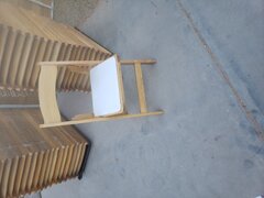 WOOD CHAIR WITH WHITE SEAT