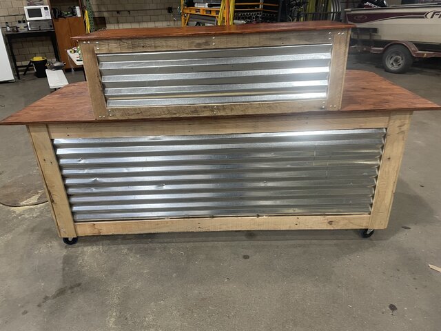 prtable bar on wheels