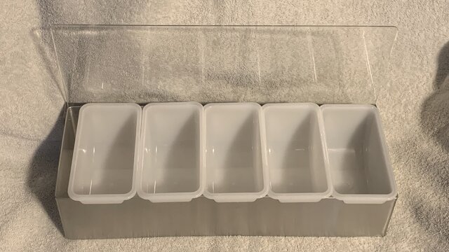 Ice cream server 