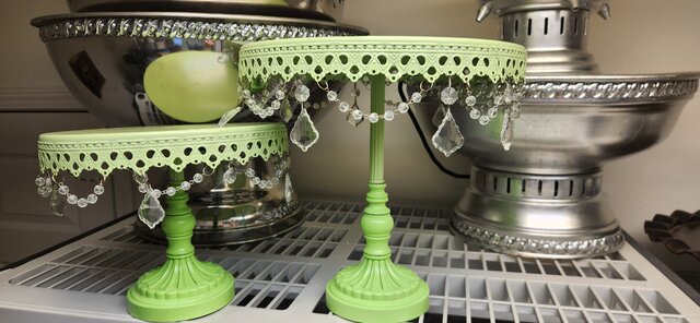 Cake Stand lime green 12