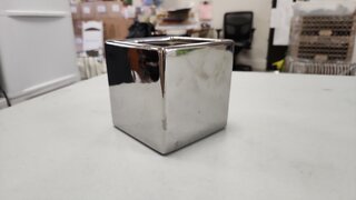 Vase, Silver cube