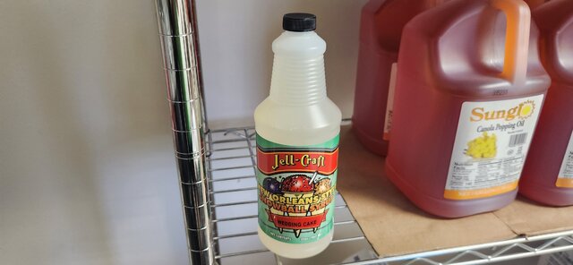 Wedding Cake Snow Cone Syrup 1 qt