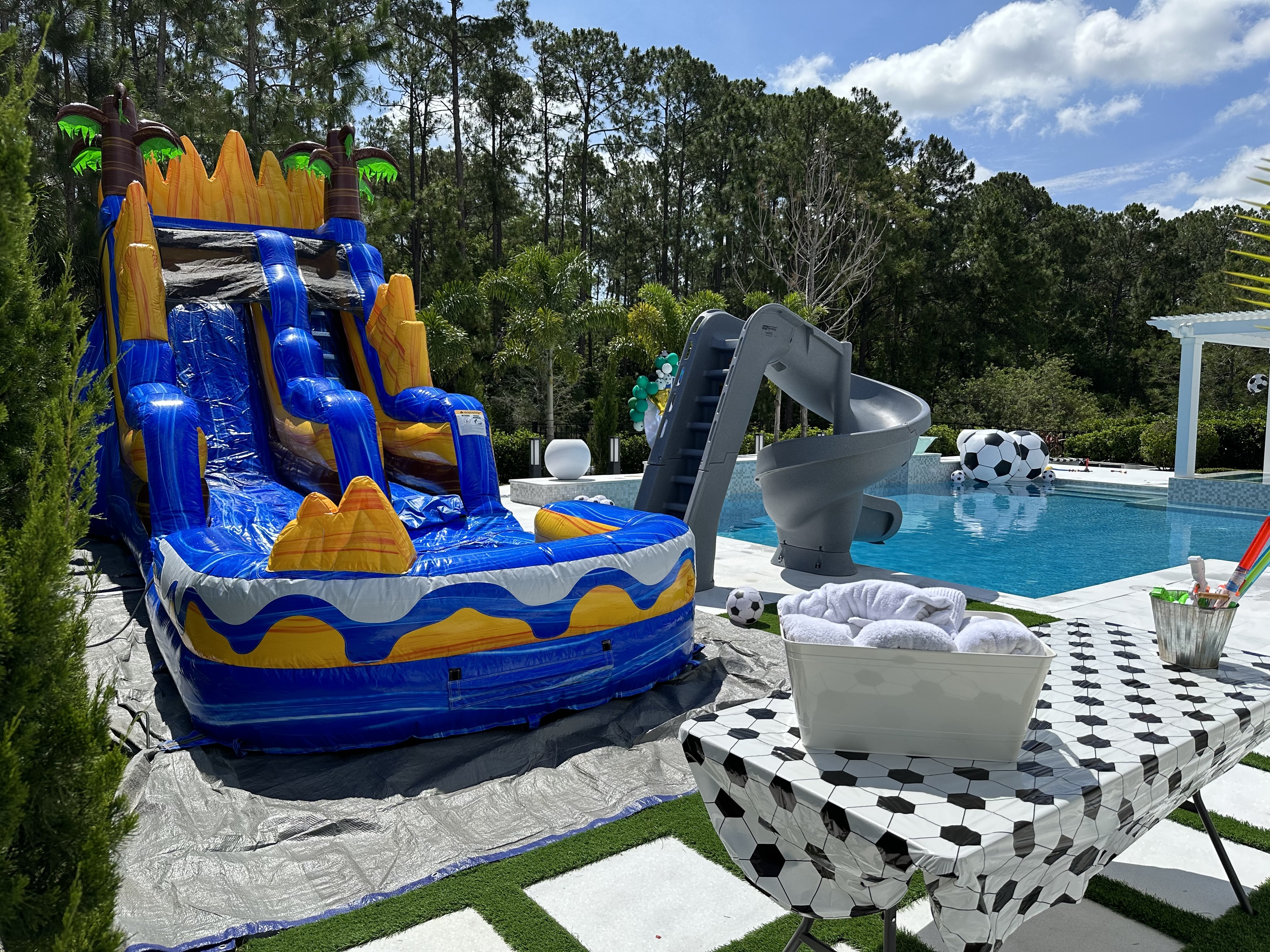 Bounce House Rentals {{city name}}