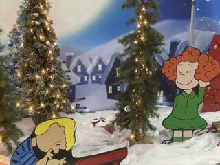 CB Christmas Props1