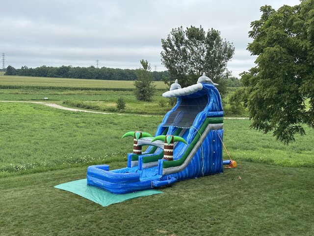 Tsunami Waterslide