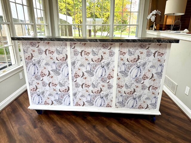 6-ft Customizable Bar