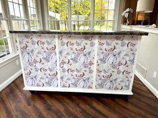 6-ft Customizable Bar