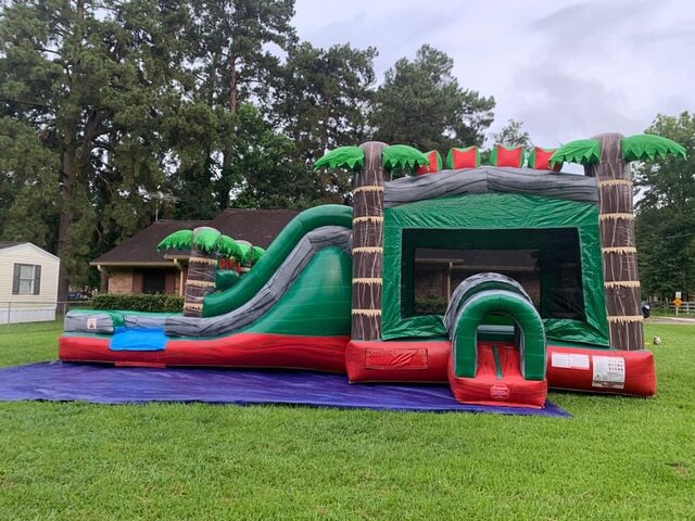 bounce house with slide rentals in RI