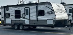 Trailer Swift