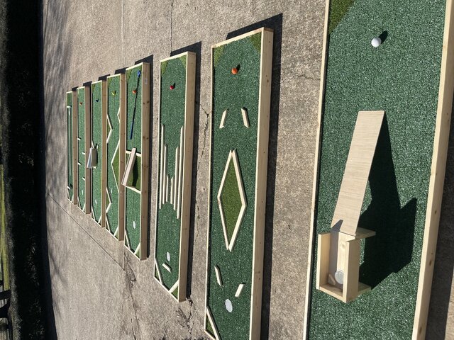 Miniature Golf 9 Hole Set 