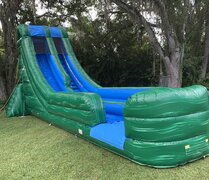 18' tall Green Big Splash slide