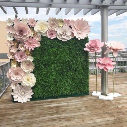 Photo Fun - Instagram Wall - AstroTurf Wall with Large Flowers