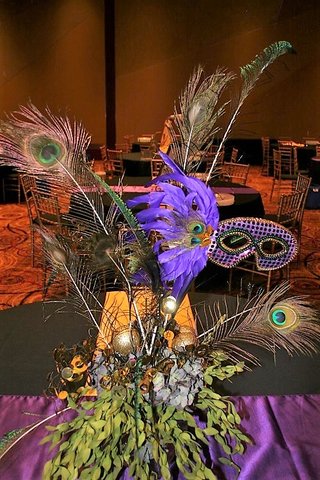 Mardi Gras Theme Party - Centerpiece - Mardi Gras with Peacock Feathers and Mask