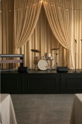 Black Luxe Stage 8’ x 8’