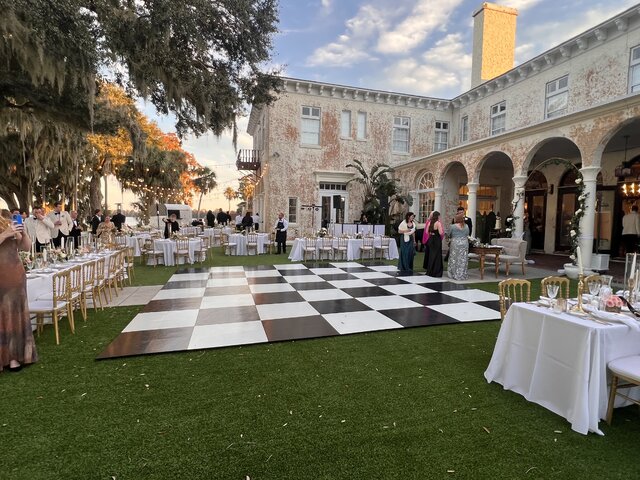 Black & White Dance Floor 24ft X 24ft 