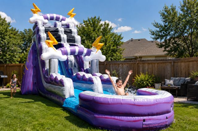 19 ft Thunder and Lightning water slide rental for West Lake Hills, TX parties