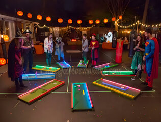 Halloween 9 Hole Portable LED Mini Golf 