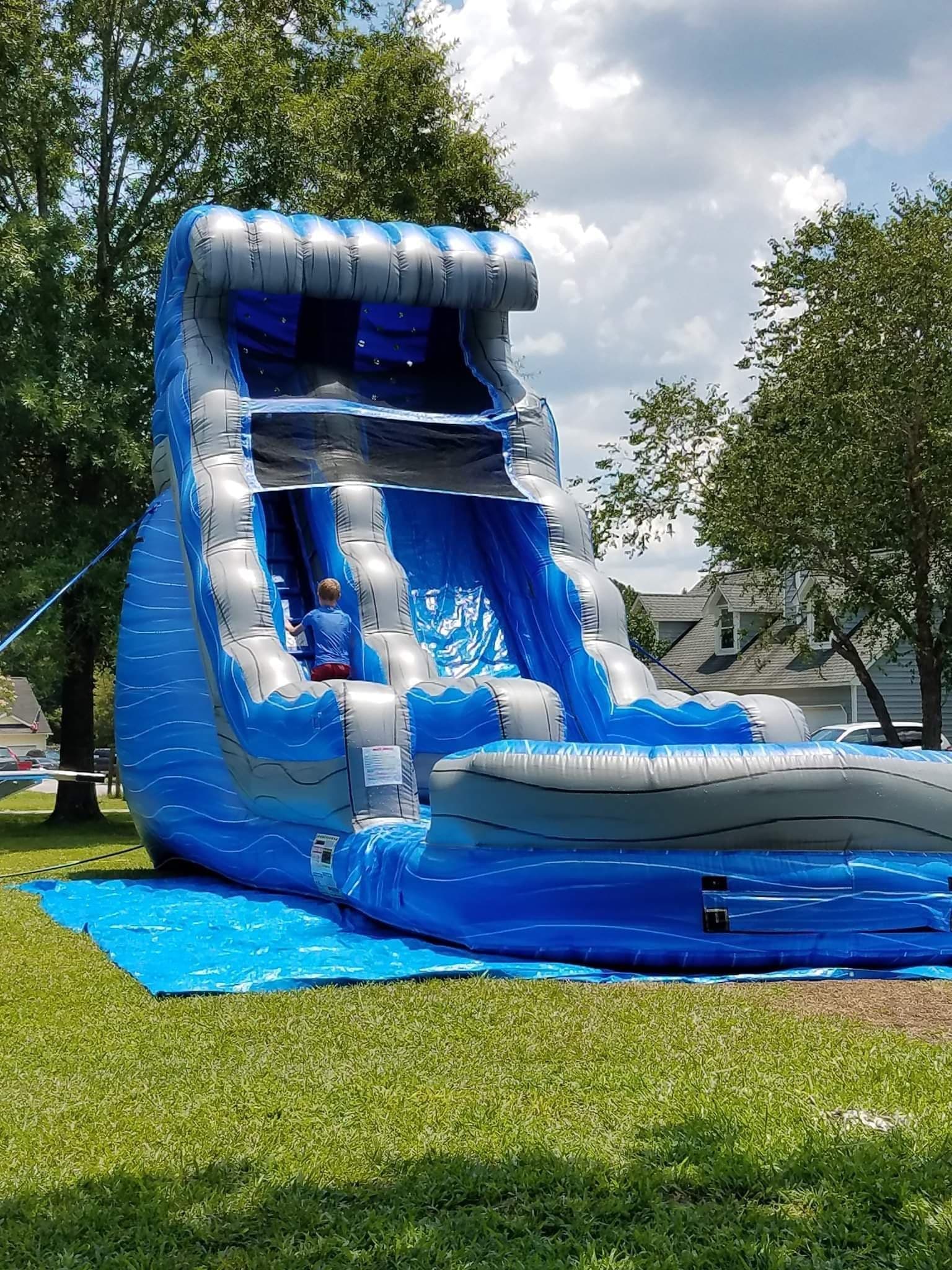Jump Castle, Waterslide near me, Bounce houses Summerville. Bounce