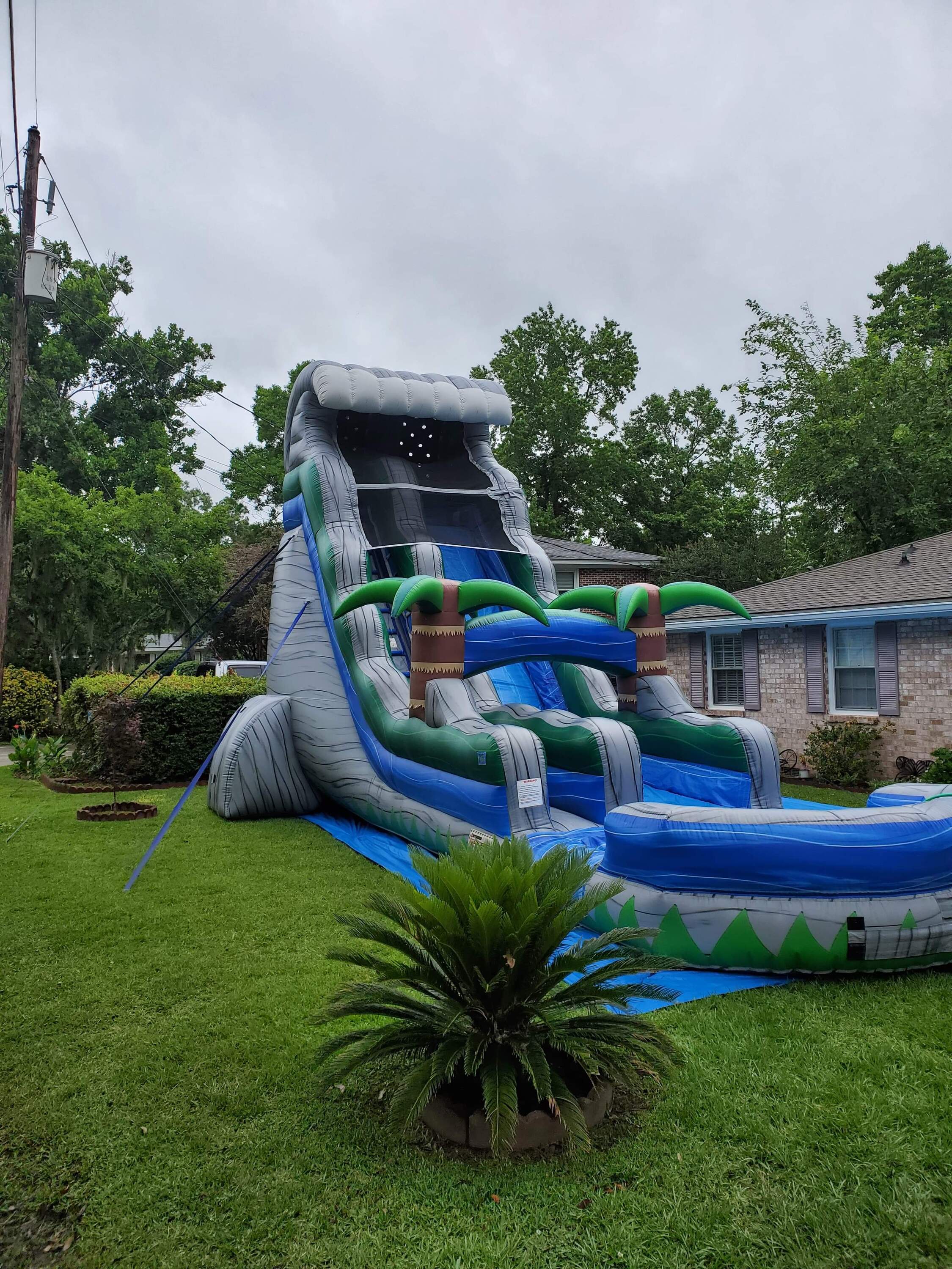 Jump Castle, Waterslide near me, Bounce houses Summerville. Bounce