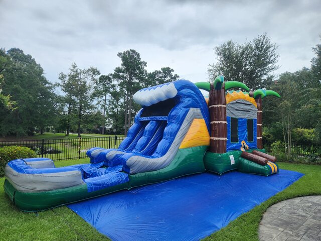 Tropical Monsoon Double Lane Combo Water Slide . 