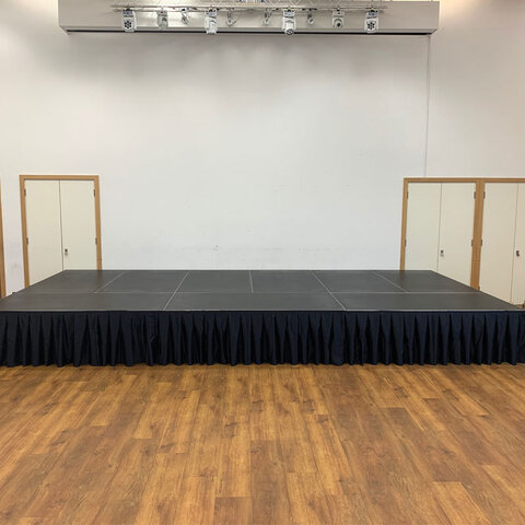 20Ft X 20Ft 400 Sq Ft Stage With Steps