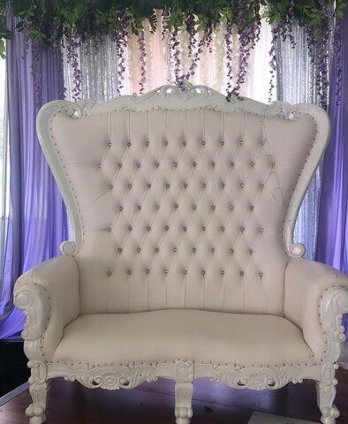 Thorne Chair Love Seat (White)