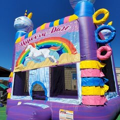 Unicorn Bounce House W/ Unicorn Banner