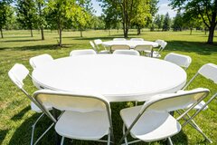 60' Round Tables