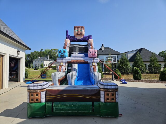18' Pixelated Water Slide