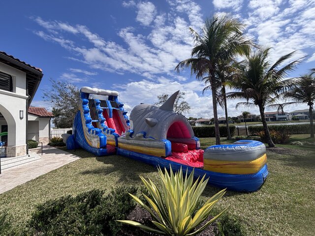 20' Tall - Great White Dual Lane Waterslide w// Slip N Slide