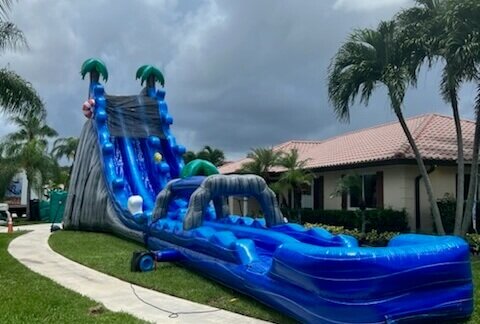 30' Tall - Malibu Splash Water Slide dual lane