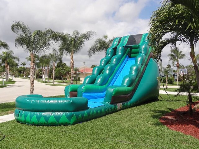 20' Tall - Amazon Falls Water Slide single lane