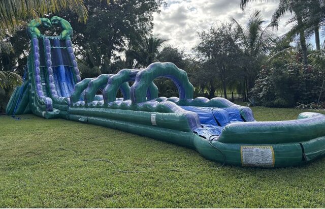 36' Tall - The Hulk Water Slide dual lane