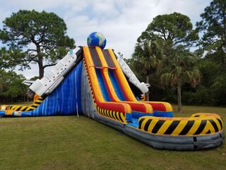 38' Tall Space Shuttle Dual Lane Dry Slide