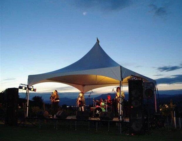 20x20 High Peak Tent 