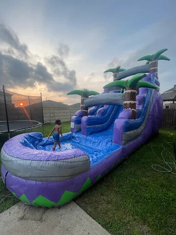 Chasing summer vibes one splash at a time! 🌊☀️