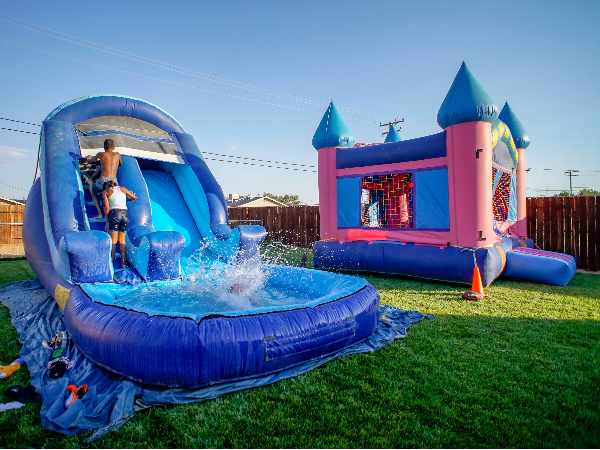 Fun Selection of Water Slide Rentals in Pearland
