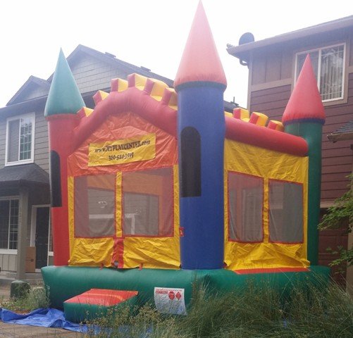 Castle Bounce House DRY