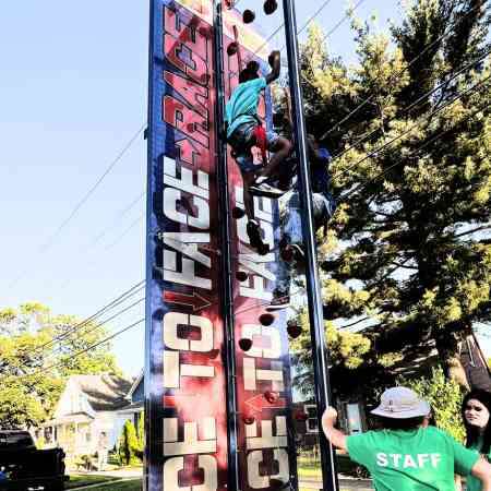 Face to Face racing rock climbing wall rental in Cleburne Texas