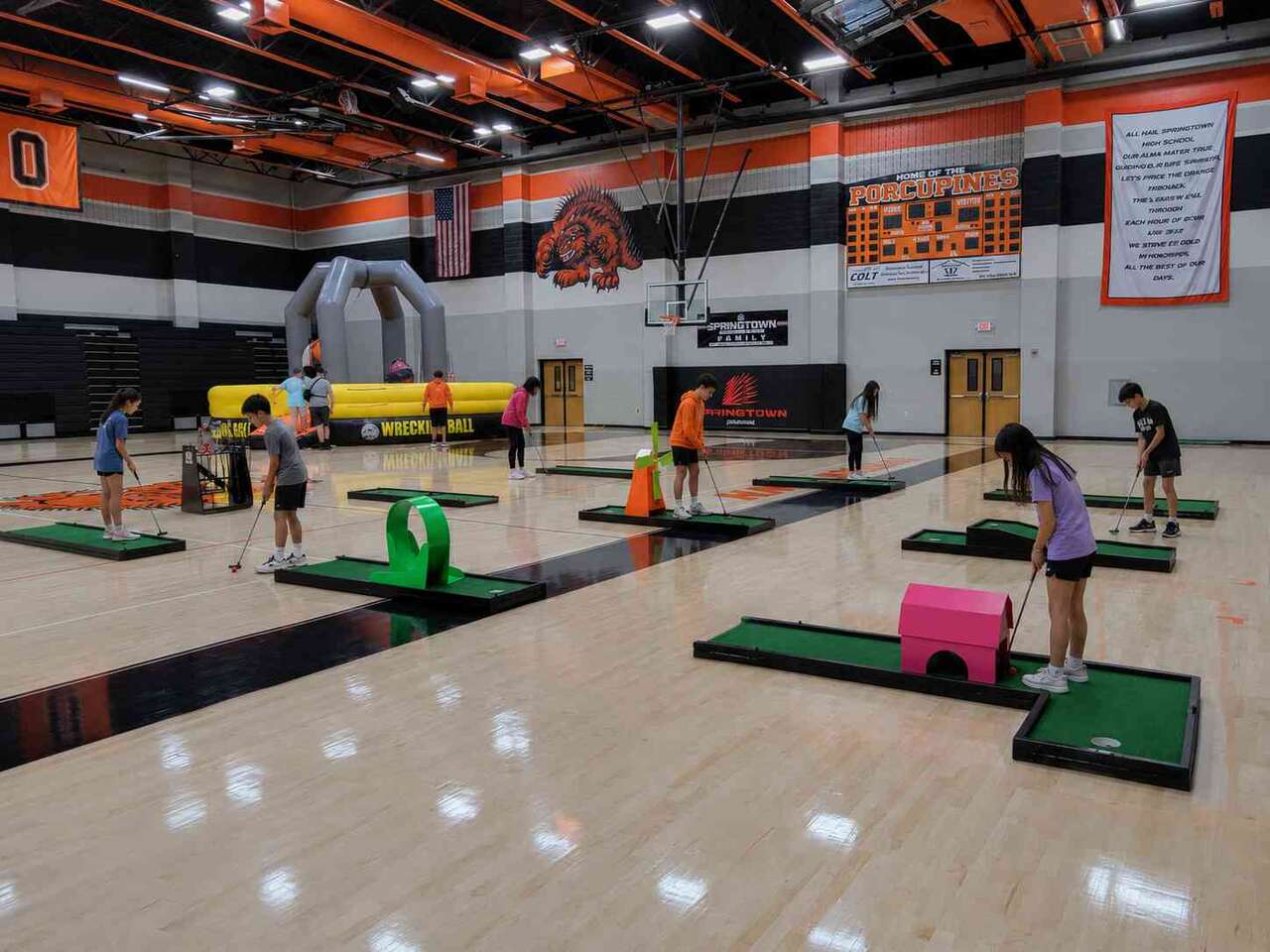 Mini golf rentals for school events and community parties in Colleyville TX — Grapevine-Colleyville…