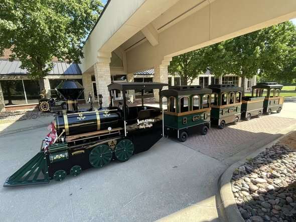 Trackless train rental at a Dallas Texas event from Inflatable Party Magic for families and large co…