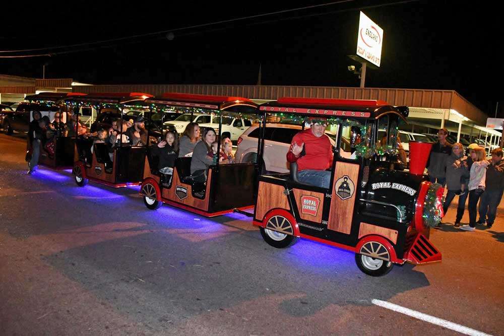 Cleburne Bounce House Rentals and Trackless Train Rentals