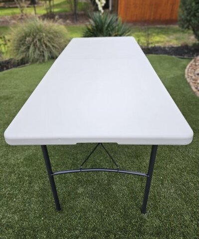 6 Ft Tables