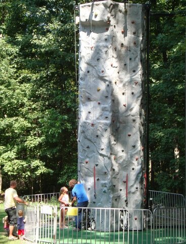 4 Person 24 Foot Climbing Rock Wall